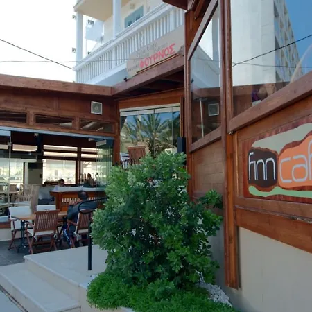 Achillion Aparthotel 2*